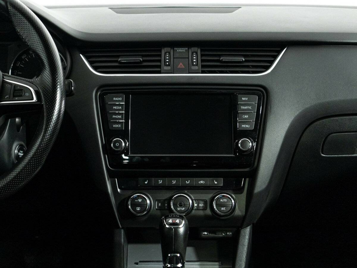 Skoda Octavia с пробегом — 2015 год. Фото: #13