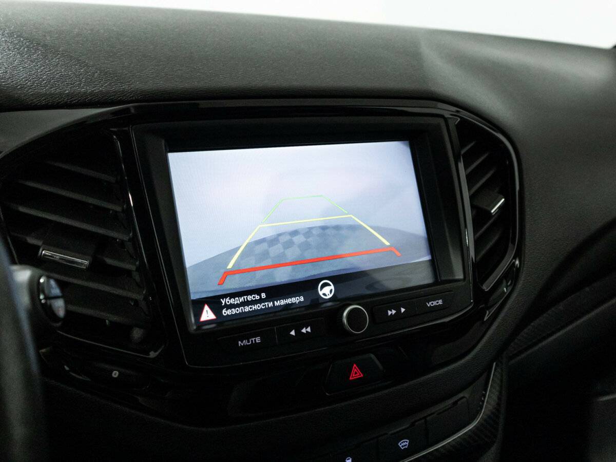 Lada (ВАЗ) Vesta с пробегом — 2021 год. Фото: #15