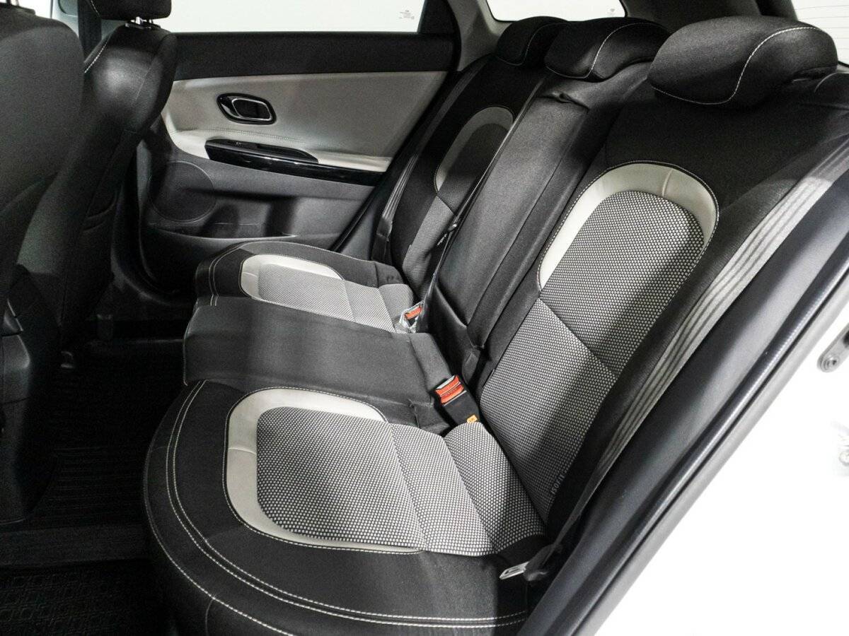 Kia Ceed с пробегом — 2018 год. Фото: #9