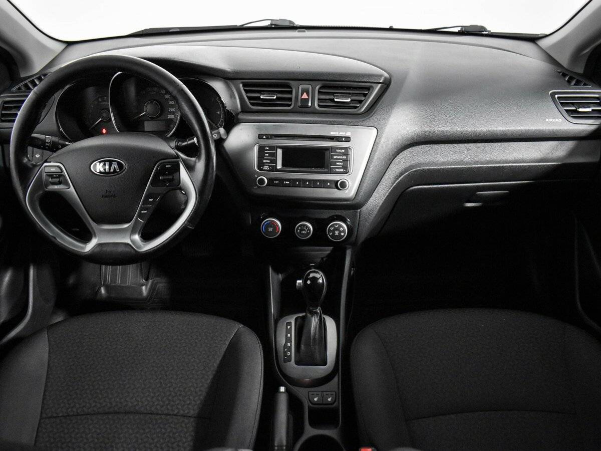 Kia Rio с пробегом — 2016 год. Фото: #15