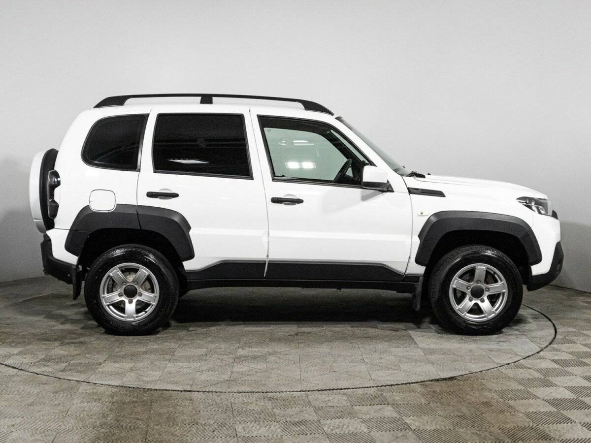 Lada (ВАЗ) Niva с пробегом — 2022 год. Фото: #3