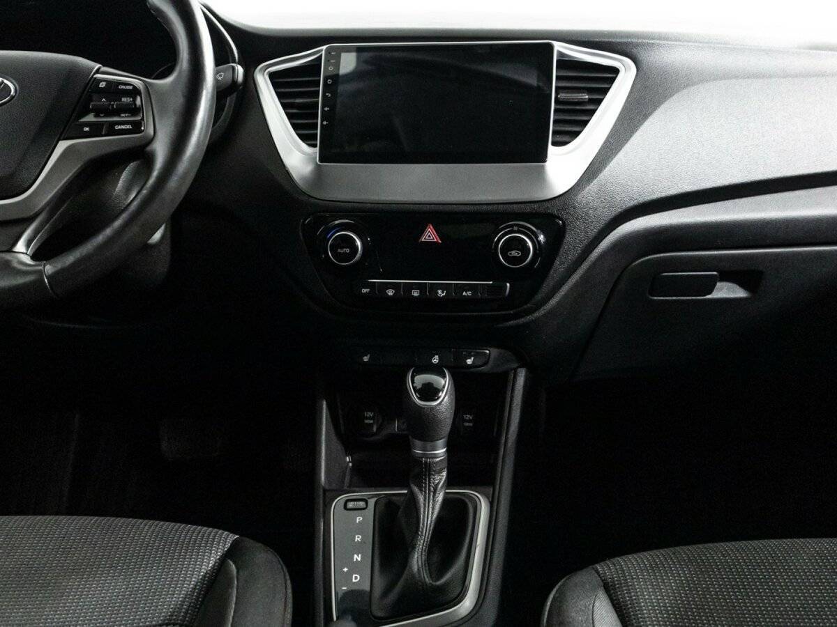 Hyundai Solaris с пробегом — 2018 год. Фото: #13