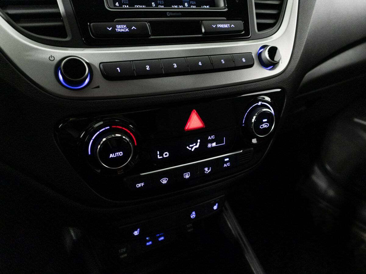 Hyundai Solaris с пробегом — 2017 год. Фото: #14