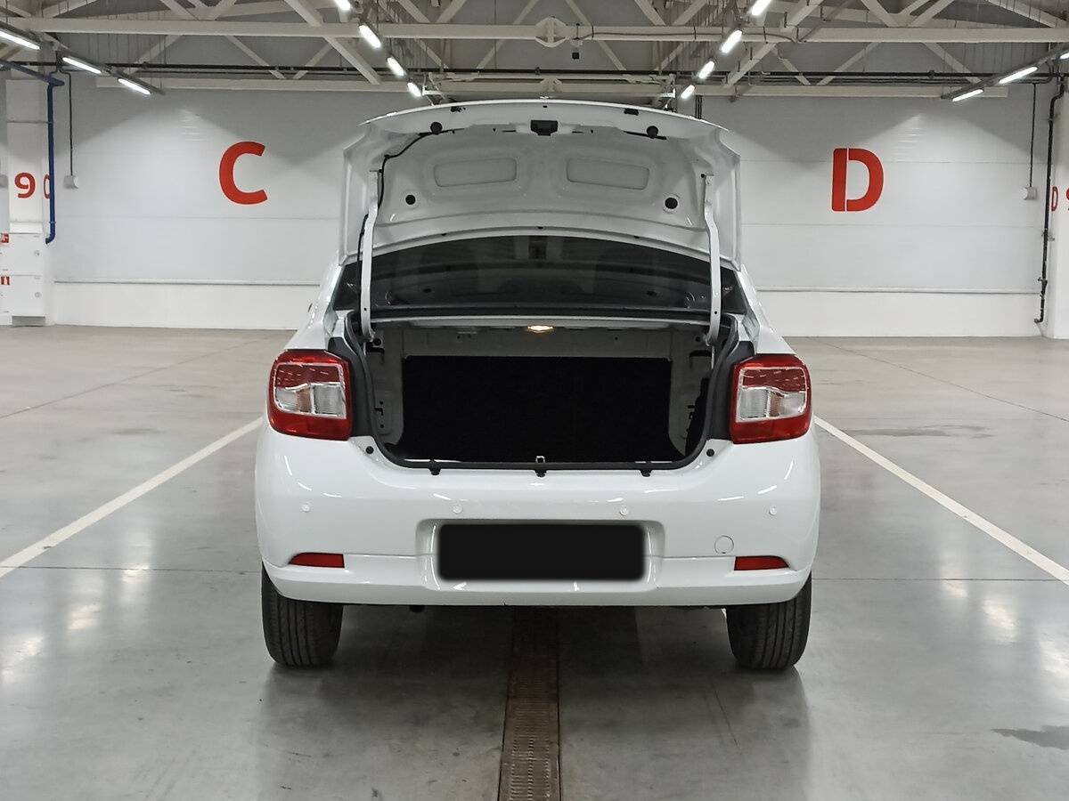 Renault Logan с пробегом — 2020 год. Фото: #9