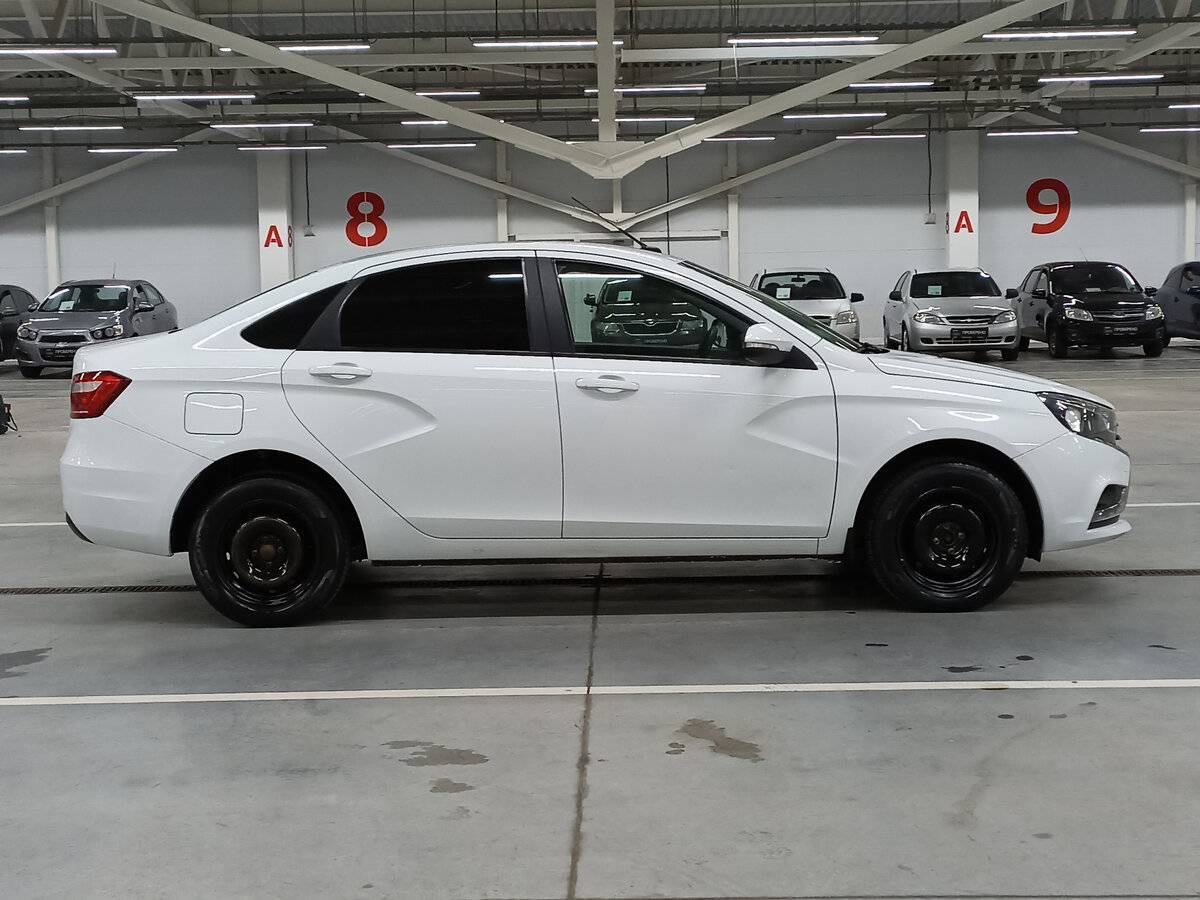 Lada (ВАЗ) Vesta с пробегом — 2020 год. Фото: #3