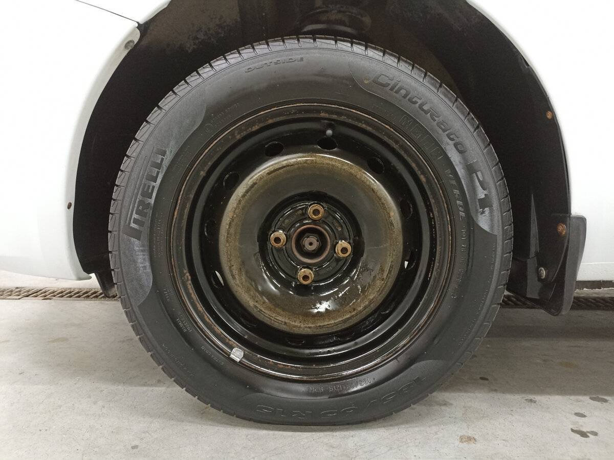 Lada (ВАЗ) Vesta с пробегом — 2020 год. Фото: #17