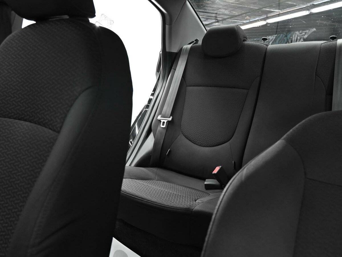 Kia Rio с пробегом — 2014 год. Фото: #11