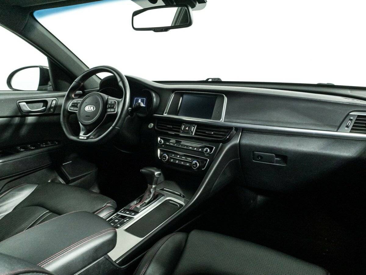 Kia Optima с пробегом — 2016 год. Фото: #8