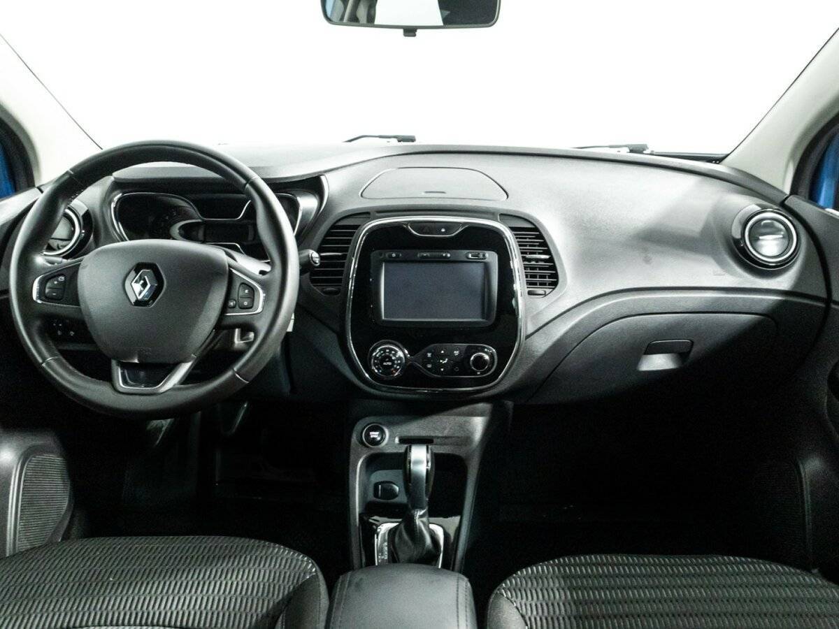 Renault Kaptur с пробегом — 2017 год. Фото: #12