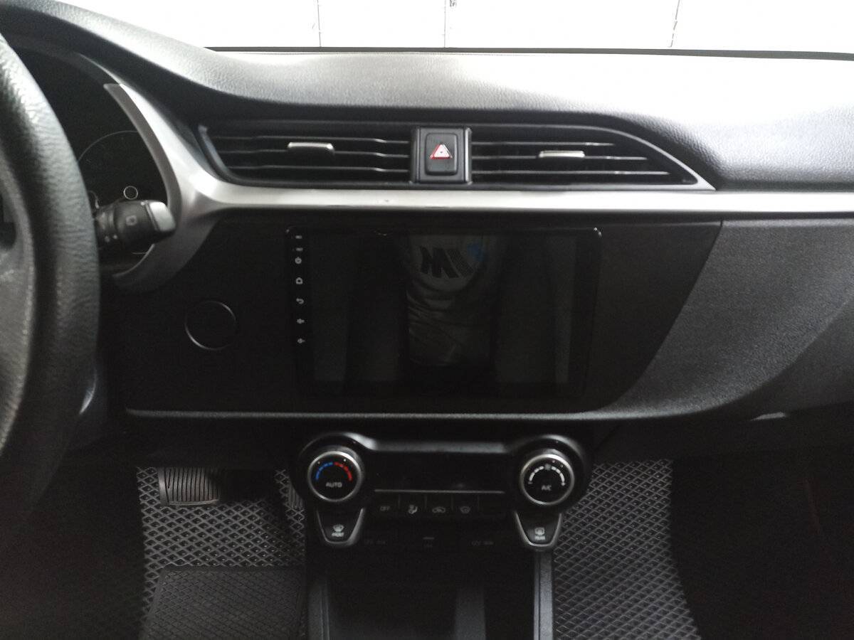 Kia Rio с пробегом — 2020 год. Фото: #14