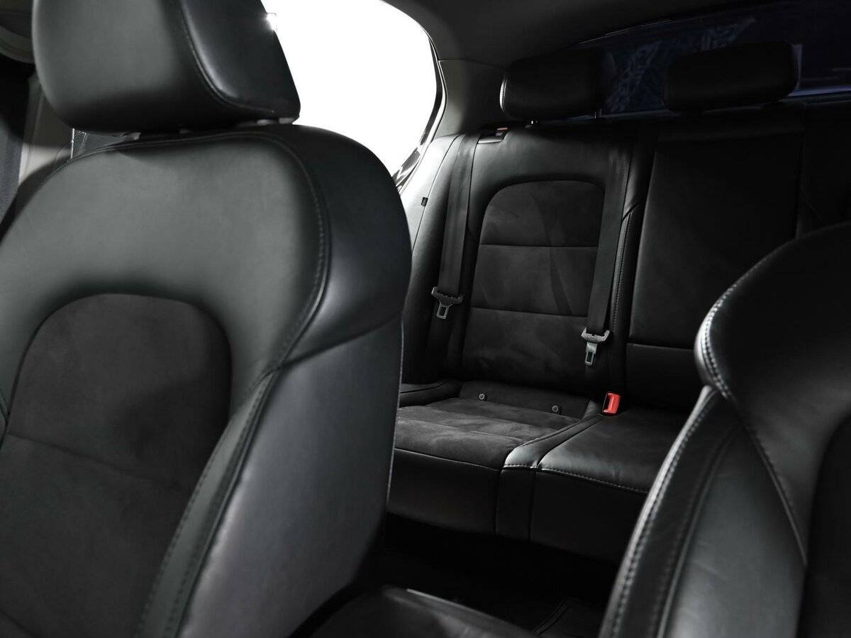 Skoda Superb с пробегом — 2012 год. Фото: #10