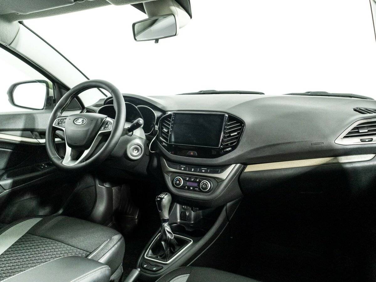 Lada (ВАЗ) Vesta с пробегом — 2019 год. Фото: #8