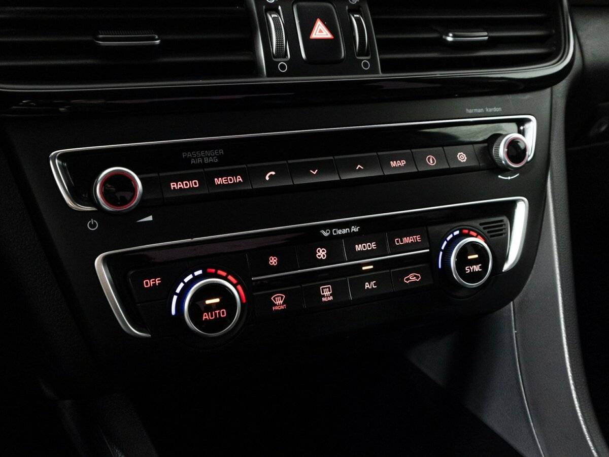 Kia Optima с пробегом — 2016 год. Фото: #17