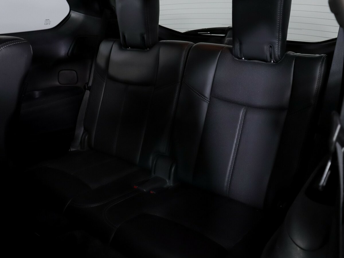 Nissan Pathfinder с пробегом — 2015 год. Фото: #8