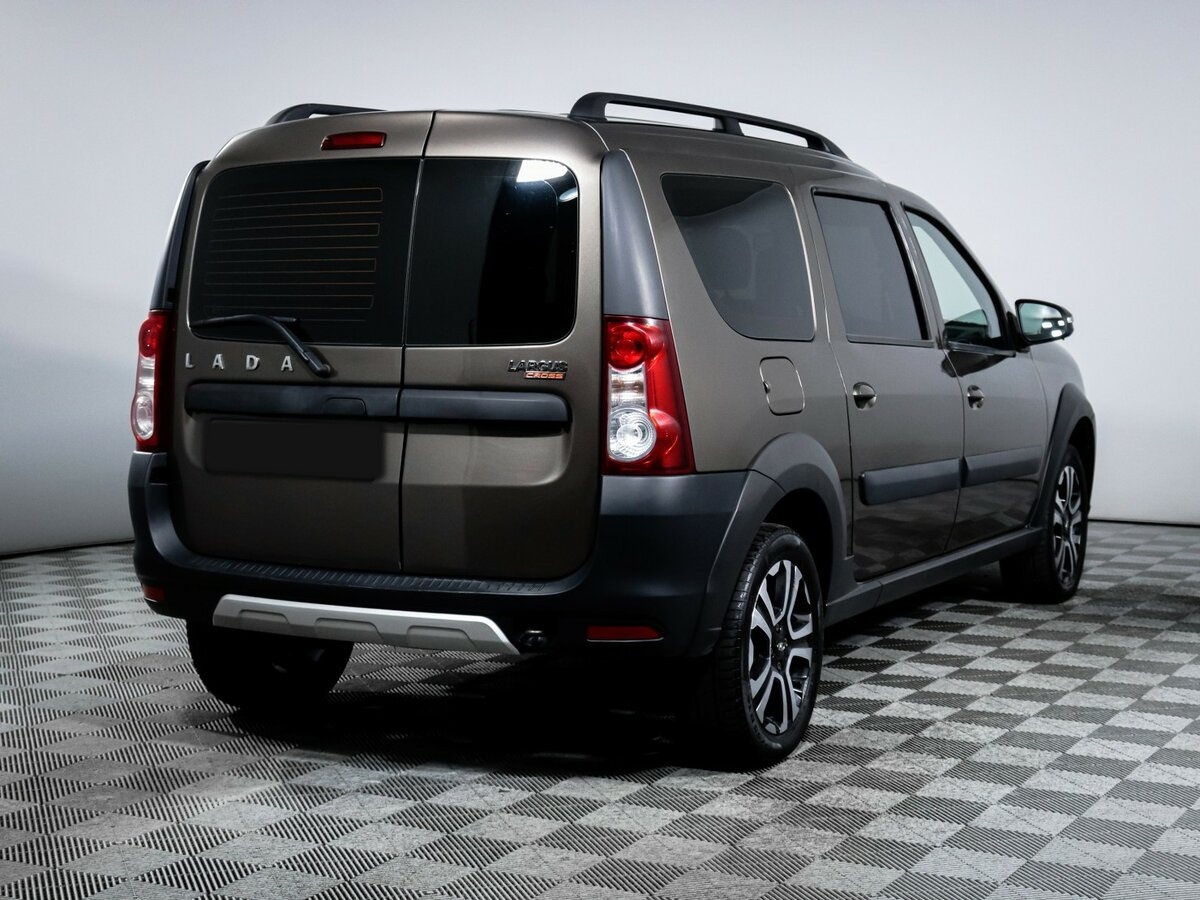 Lada (ВАЗ) Largus с пробегом — 2021 год. Фото: #3