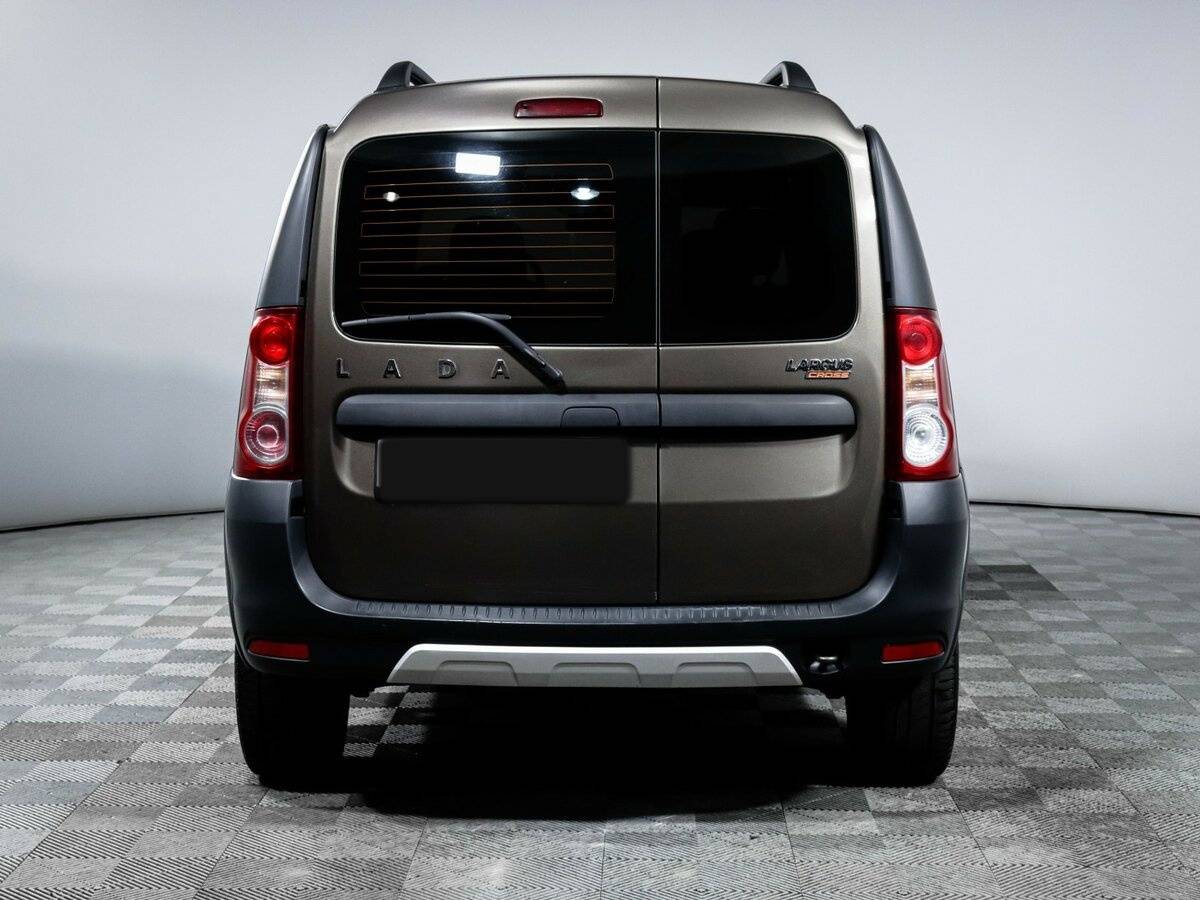 Lada (ВАЗ) Largus с пробегом — 2021 год. Фото: #4