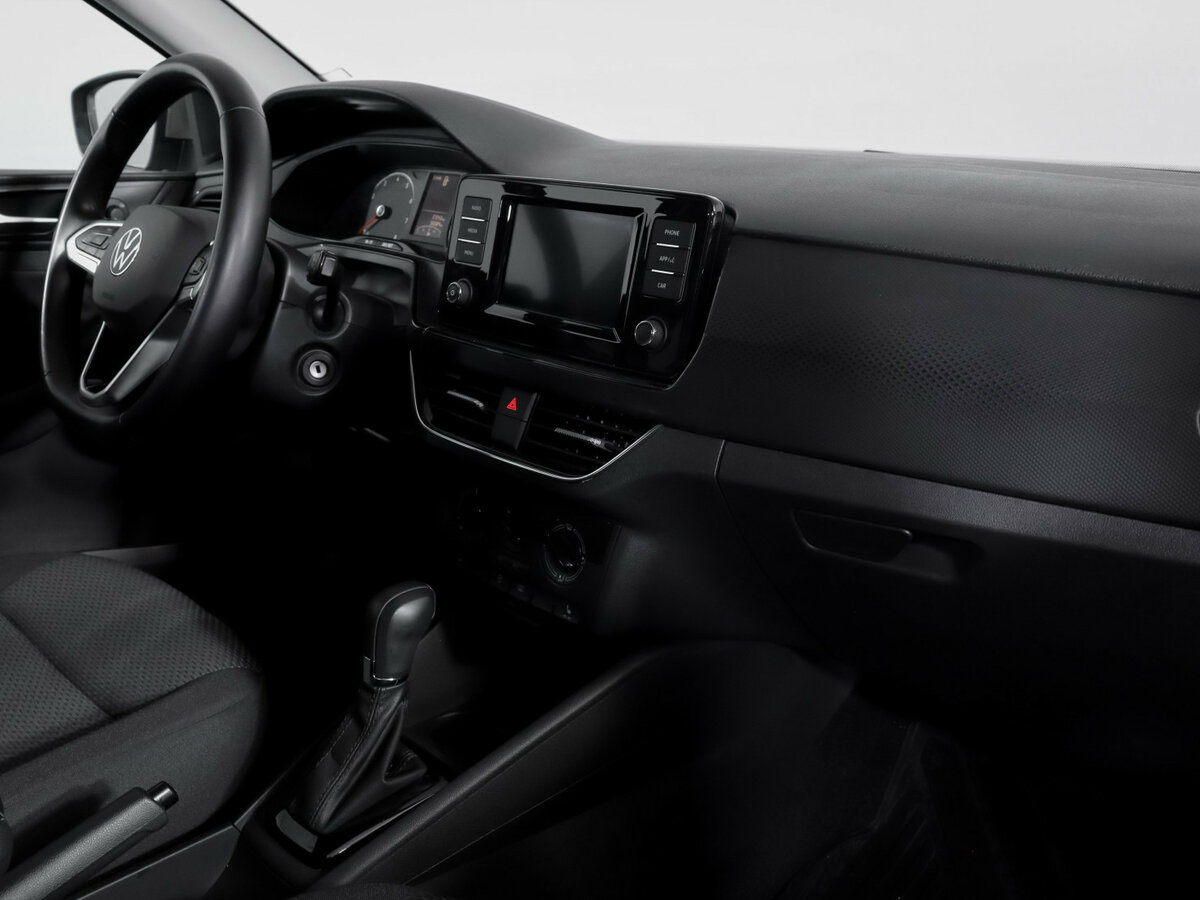 Volkswagen Polo с пробегом — 2021 год. Фото: #6