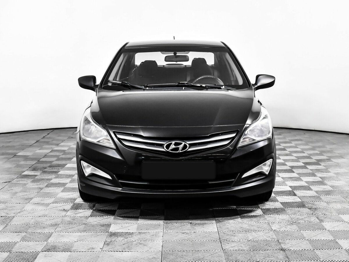 Hyundai Solaris с пробегом — 2016 год. Фото: #1