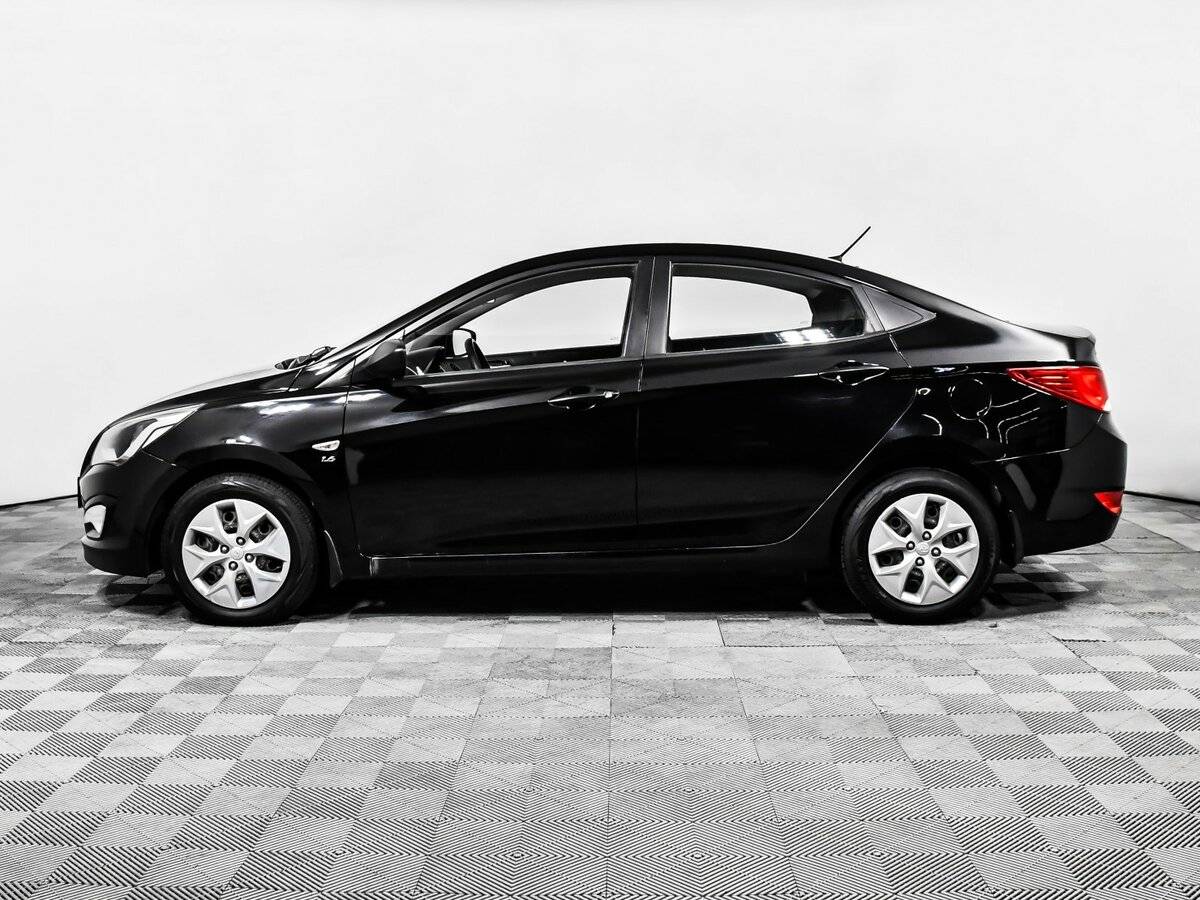 Hyundai Solaris с пробегом — 2016 год. Фото: #6