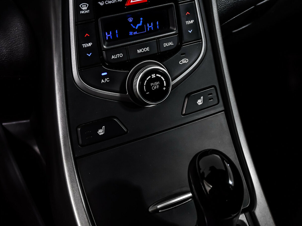 Hyundai Elantra с пробегом — 2014 год. Фото: #12