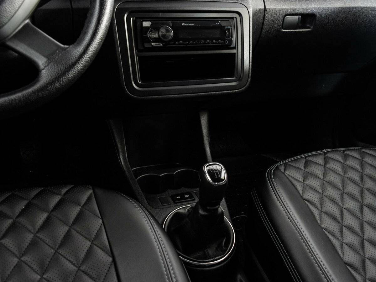 Skoda Fabia с пробегом — 2013 год. Фото: #11