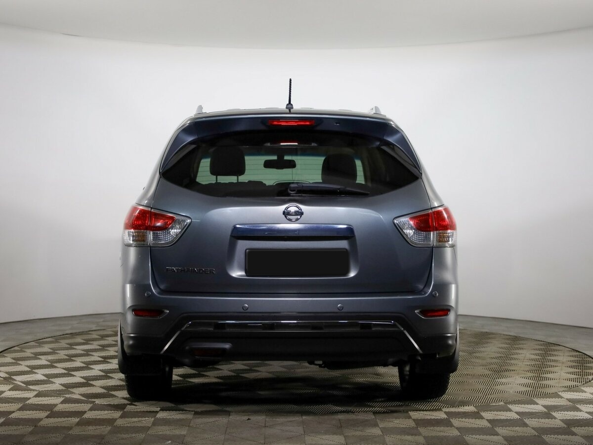 Nissan Pathfinder с пробегом — 2014 год. Фото: #3