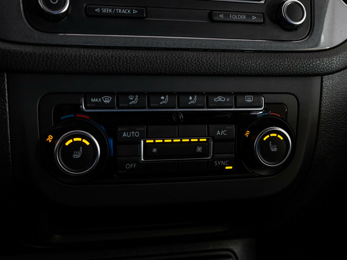 Volkswagen Tiguan с пробегом — 2012 год. Фото: #10