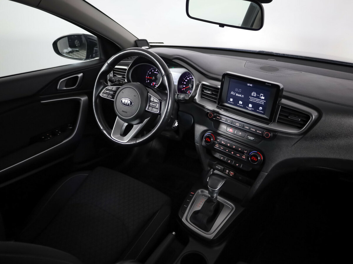 Kia Ceed с пробегом — 2018 год. Фото: #6