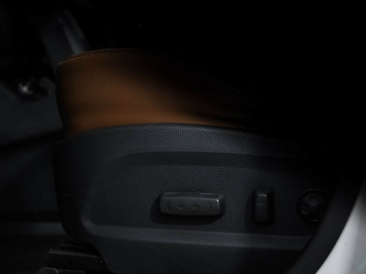 Hyundai Santa Fe с пробегом — 2012 год. Фото: #15