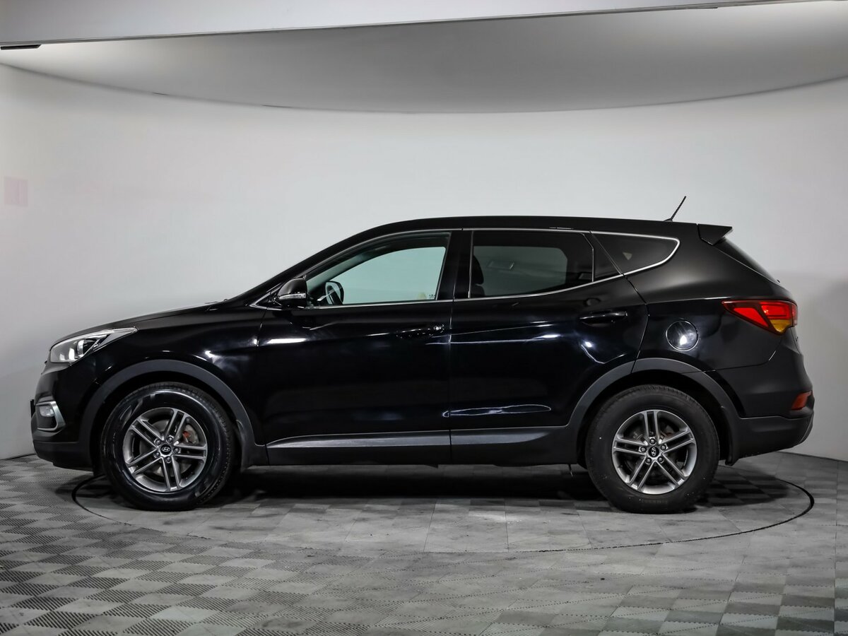 Hyundai Santa Fe с пробегом — 2016 год. Фото: #7