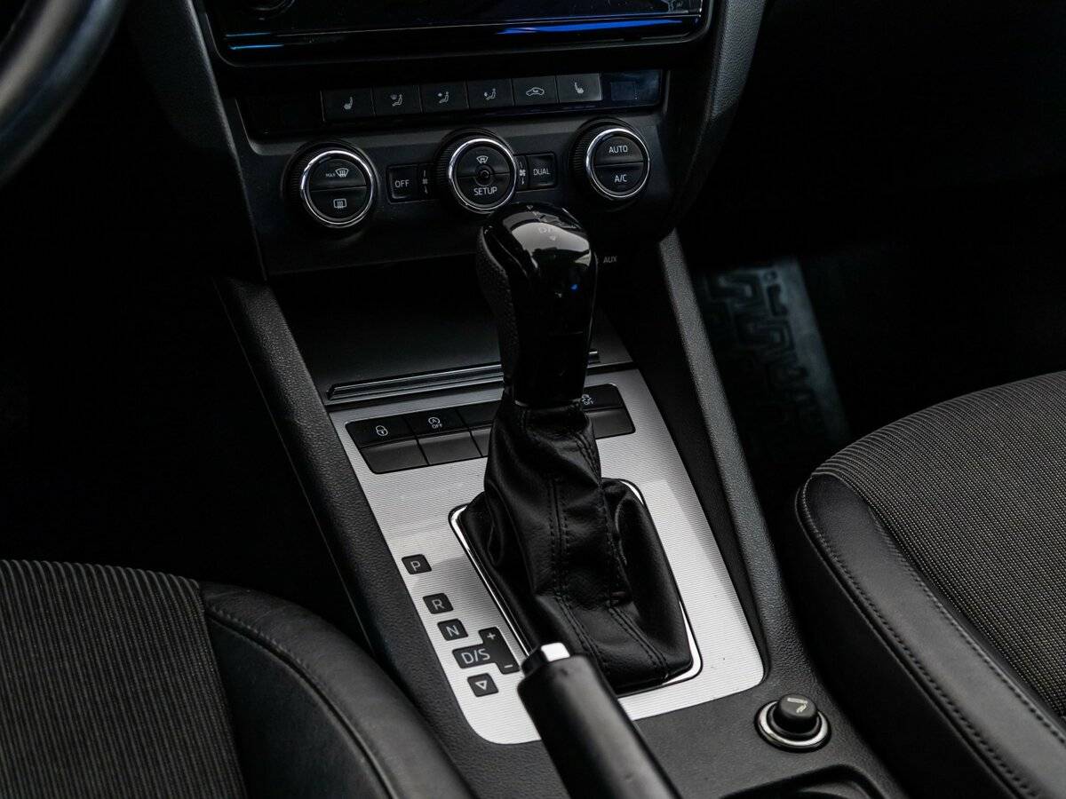 Skoda Octavia с пробегом — 2014 год. Фото: #9