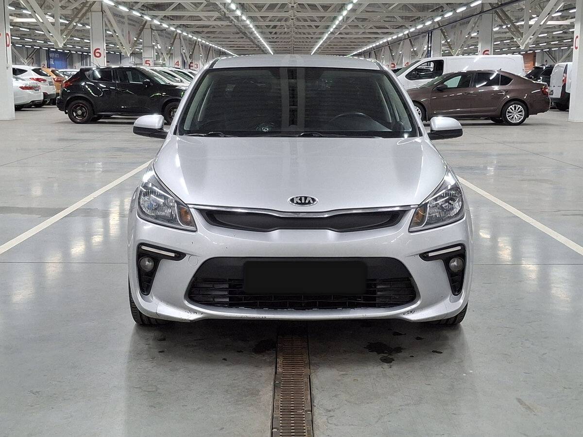 Kia Rio с пробегом — 2017 год. Фото: #1