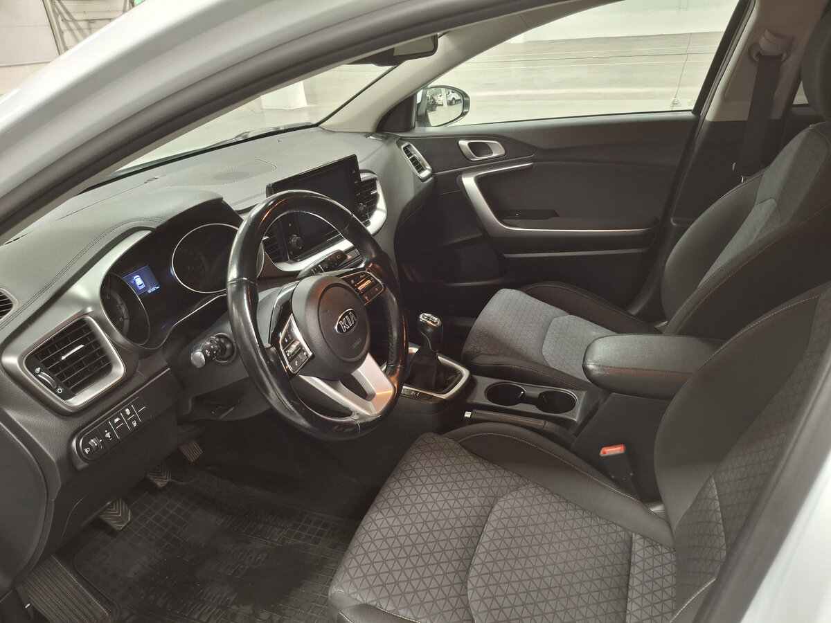 Kia Ceed с пробегом — 2019 год. Фото: #15