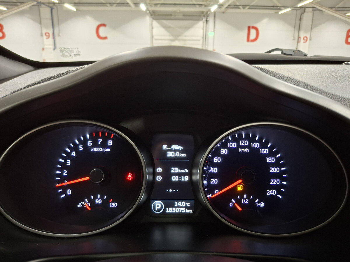 Kia Sportage с пробегом — 2014 год. Фото: #12