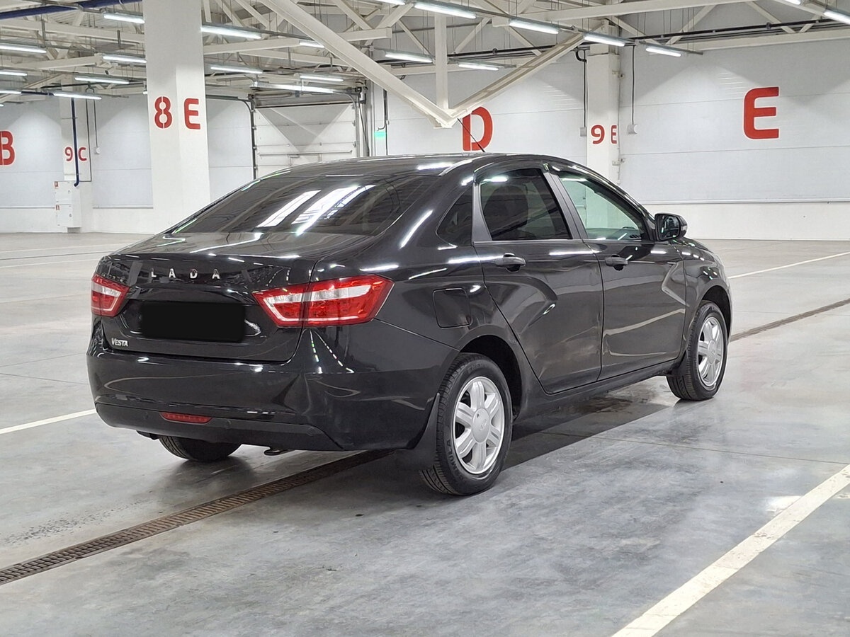 Lada (ВАЗ) Vesta с пробегом — 2018 год. Фото: #4