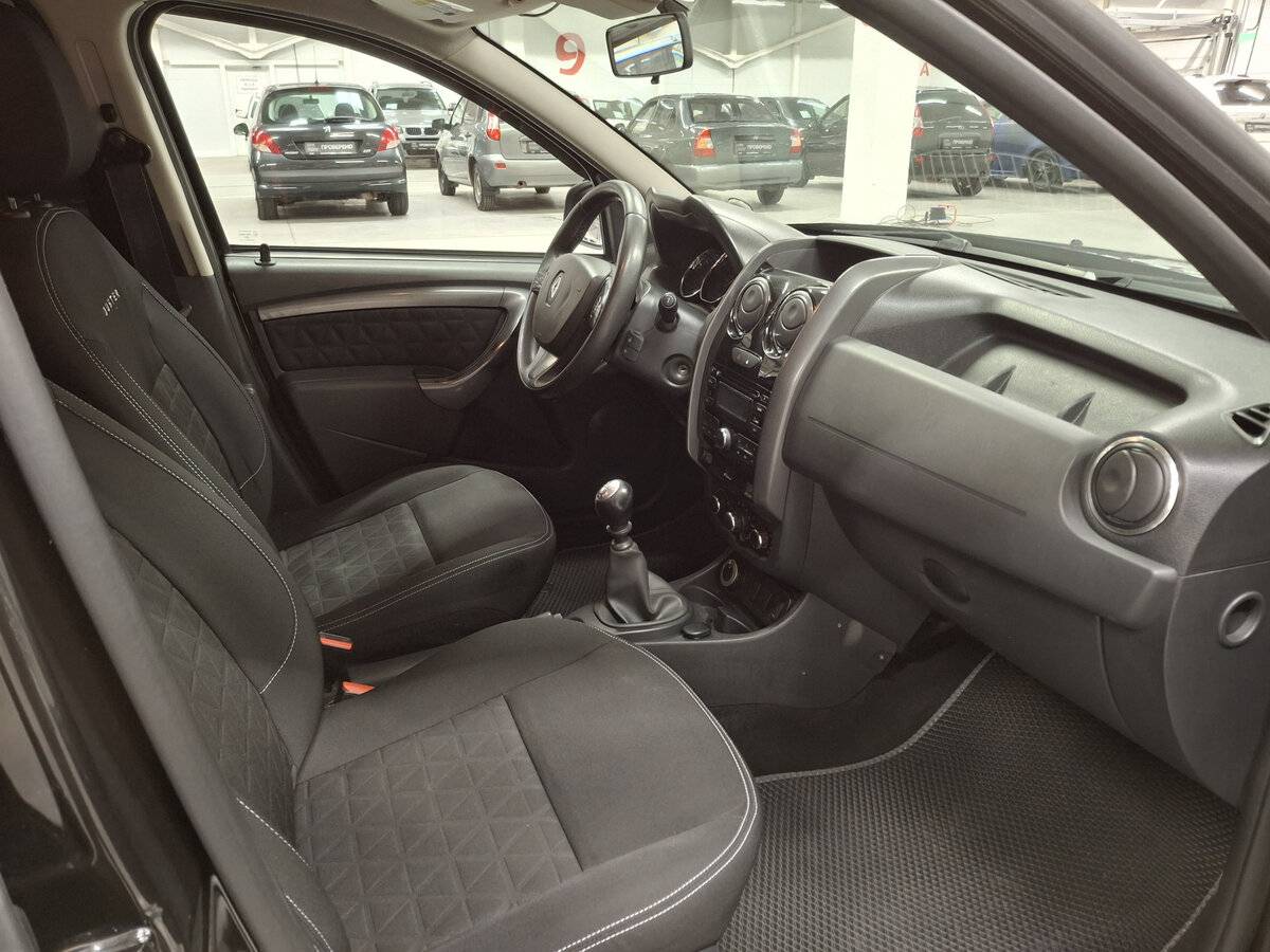 Renault Duster с пробегом — 2016 год. Фото: #10