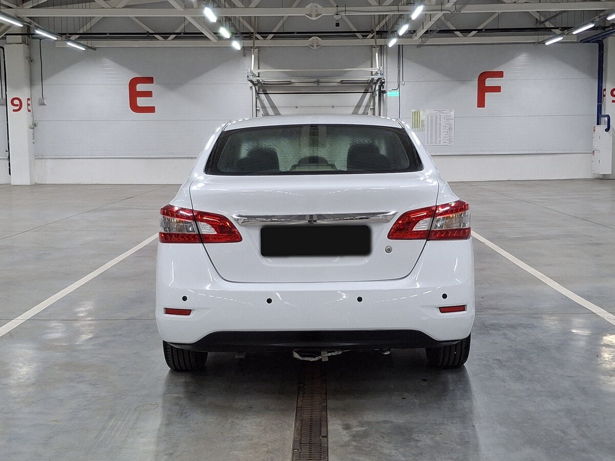 Nissan Sentra с пробегом — 2014 год. Фото: #5