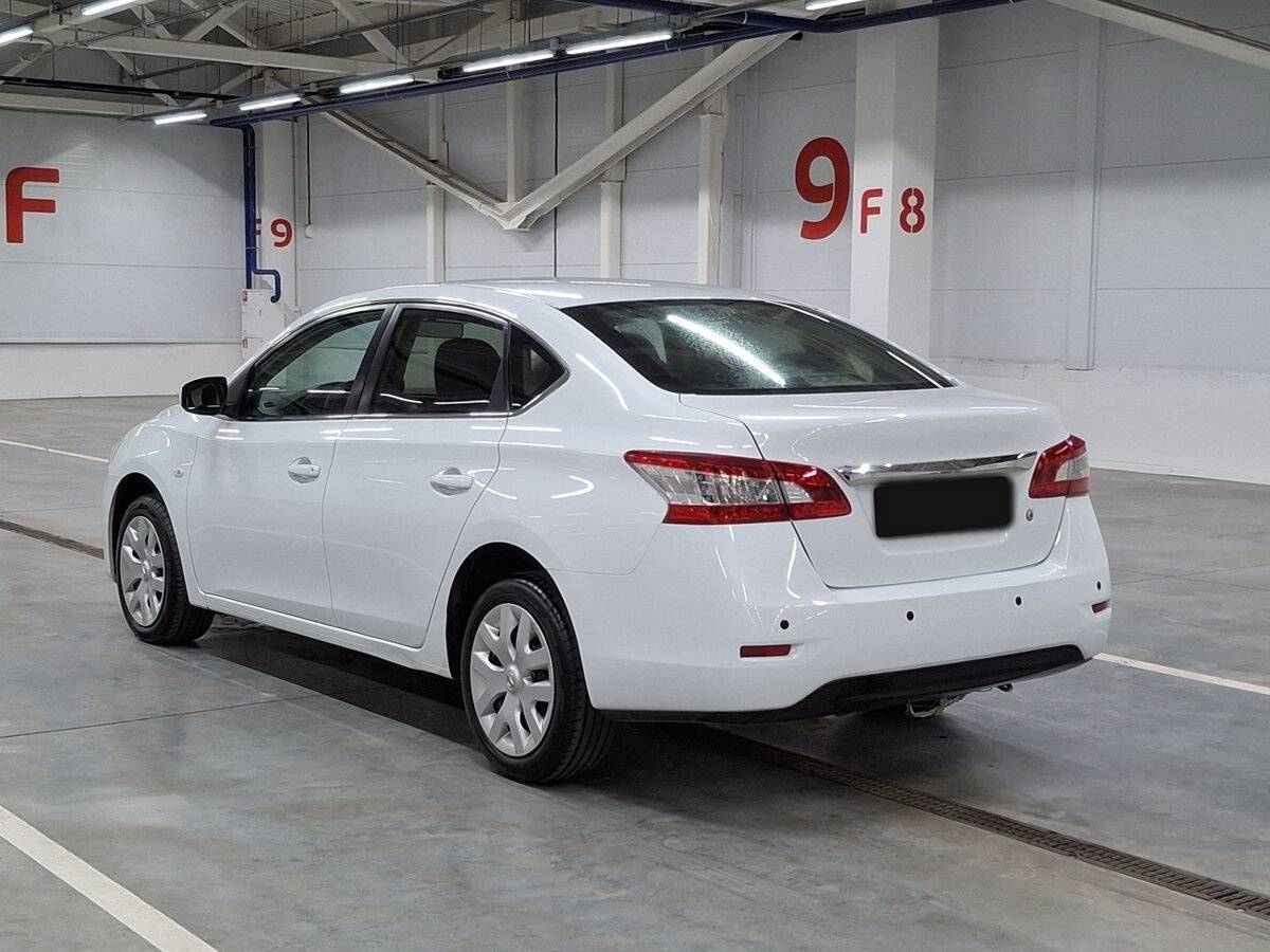 Nissan Sentra с пробегом — 2014 год. Фото: #6