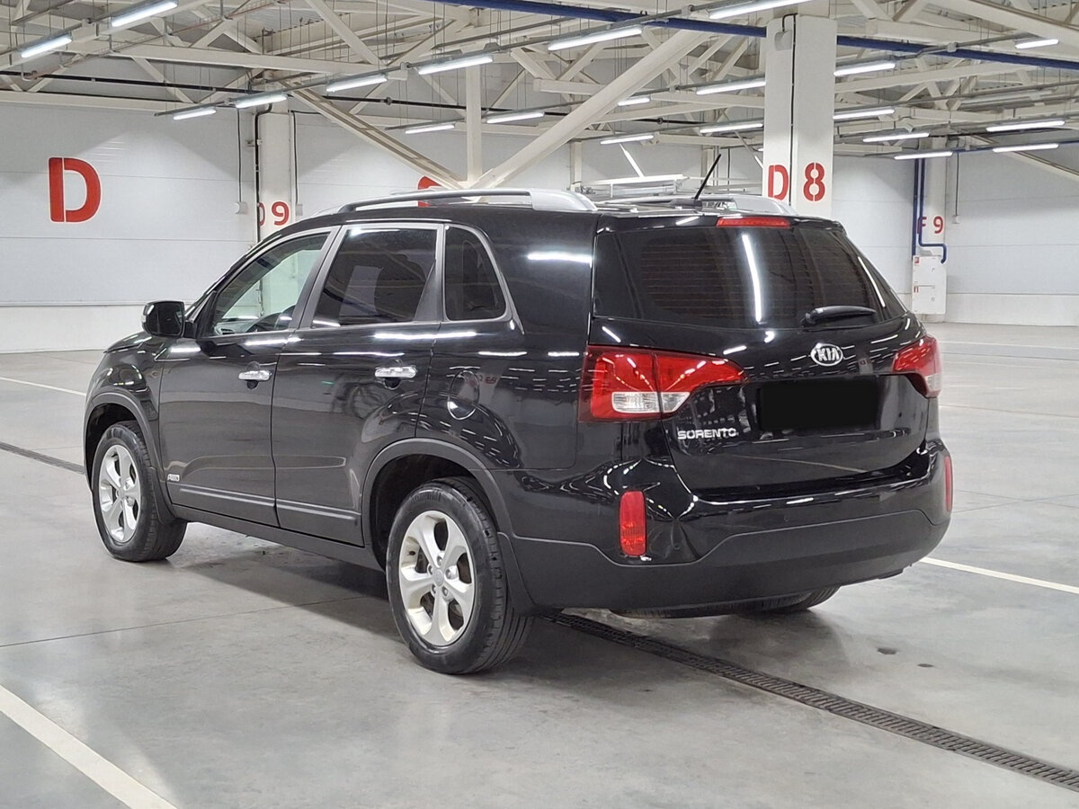 Kia Sorento с пробегом — 2017 год. Фото: #6