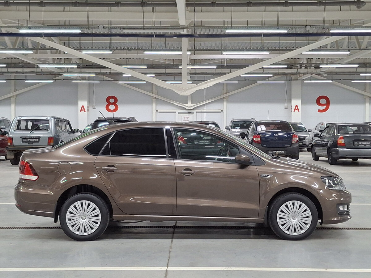 Volkswagen Polo с пробегом — 2018 год. Фото: #3
