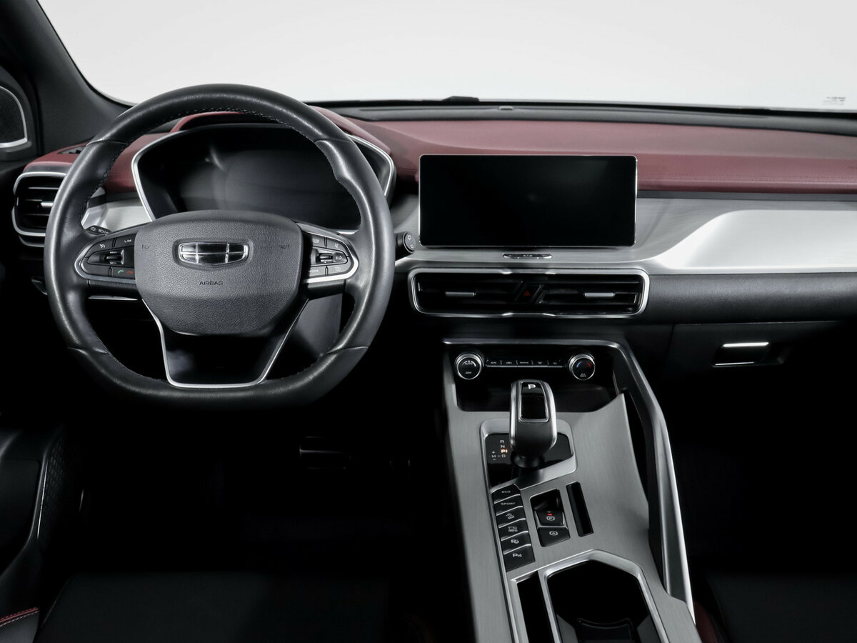 Geely Coolray с пробегом — 2021 год. Фото: #11