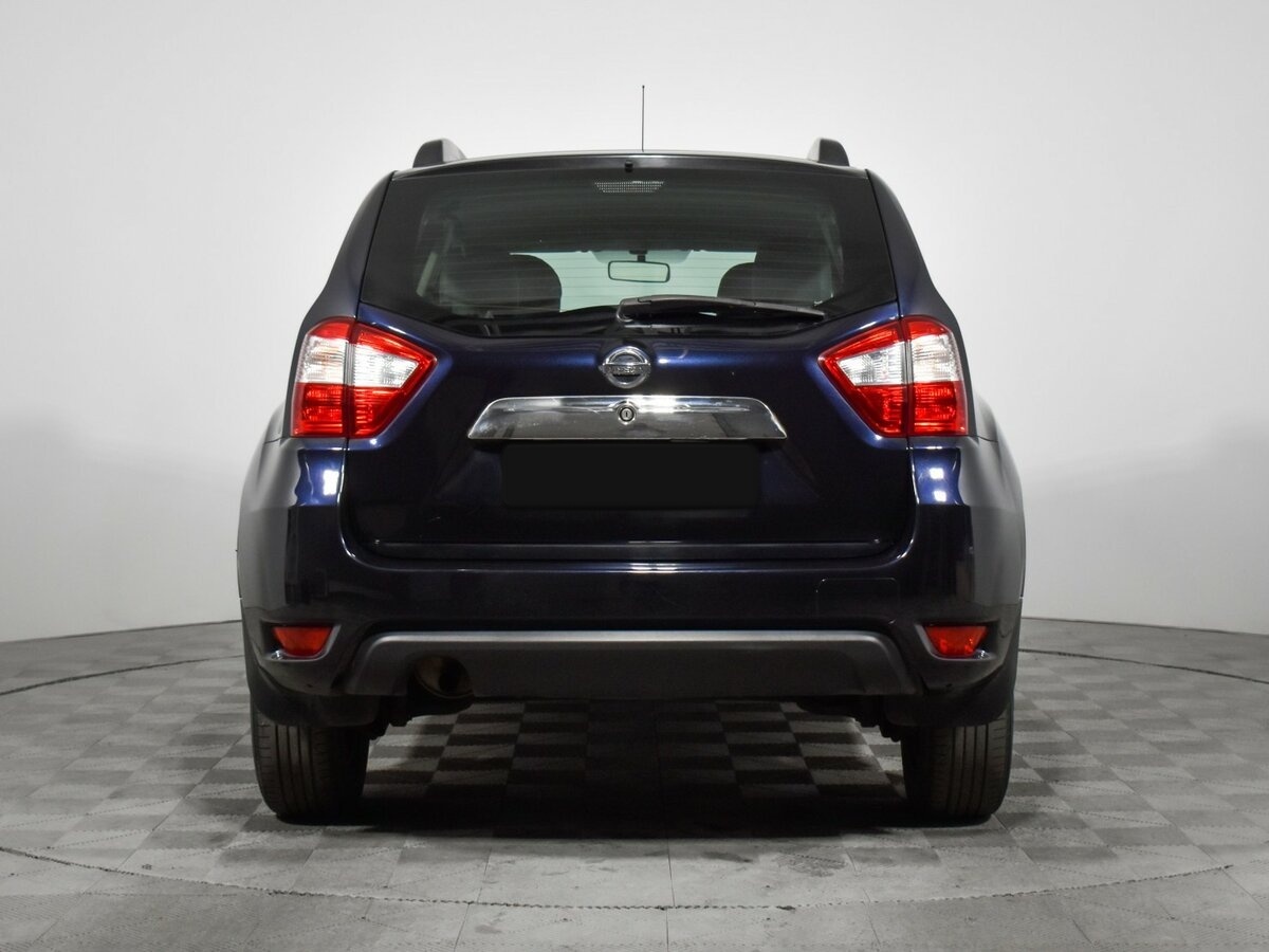 Nissan Terrano с пробегом — 2015 год. Фото: #5