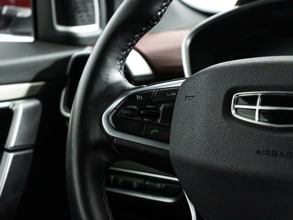 Geely Coolray с пробегом — 2021 год. Фото: #19