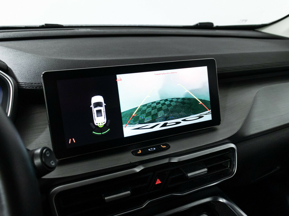 Geely Coolray с пробегом — 2022 год. Фото: #13