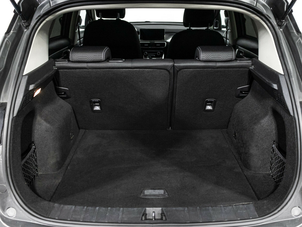 Geely Coolray с пробегом — 2022 год. Фото: #17