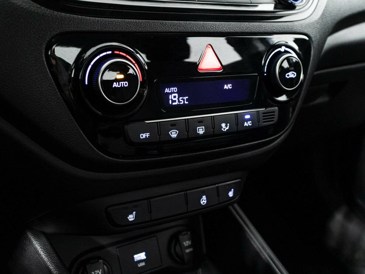 Hyundai Solaris с пробегом — 2020 год. Фото: #13