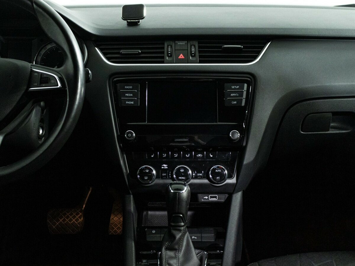 Skoda Octavia с пробегом — 2019 год. Фото: #13