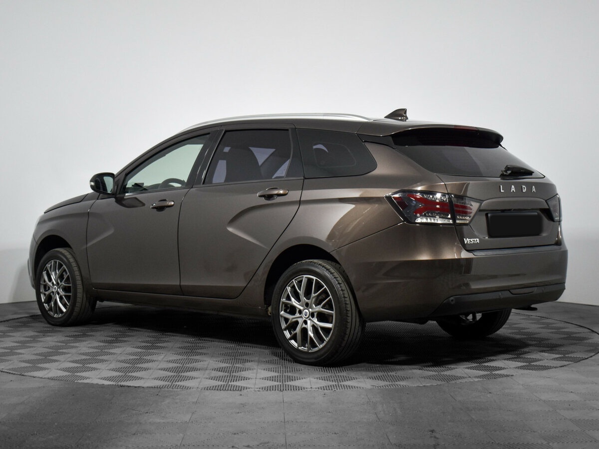 Lada (ВАЗ) Vesta с пробегом — 2018 год. Фото: #6