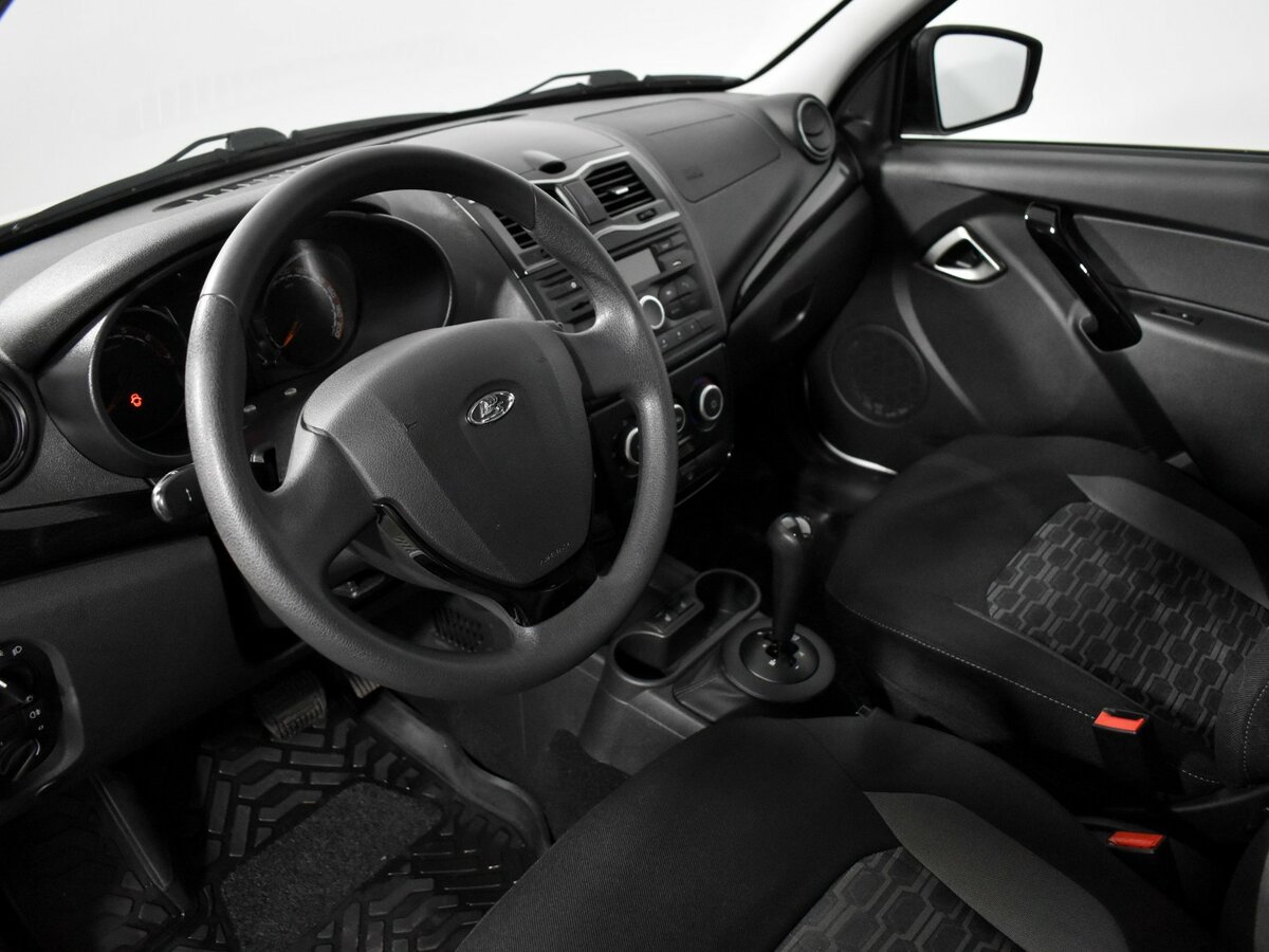 Lada (ВАЗ) Granta с пробегом — 2019 год. Фото: #8