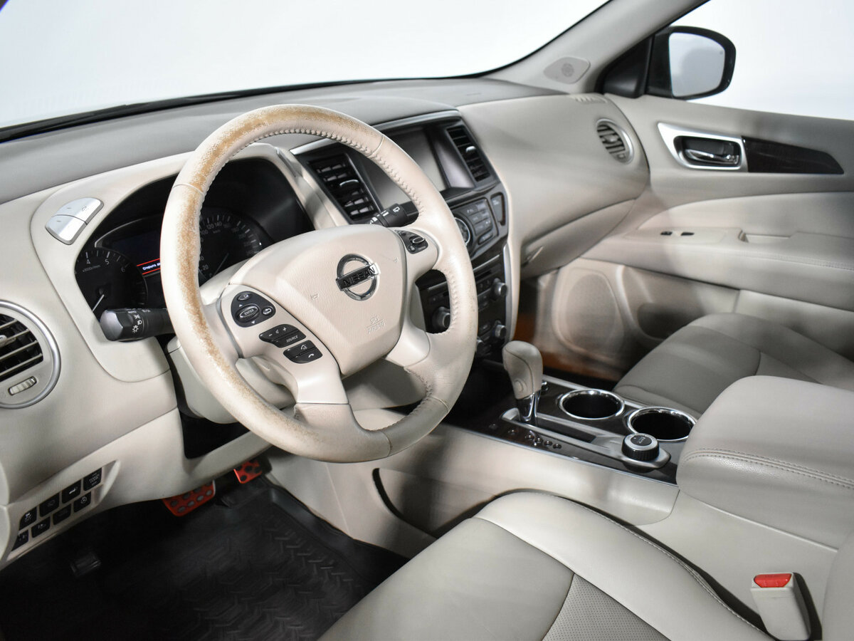 Nissan Pathfinder с пробегом — 2014 год. Фото: #5